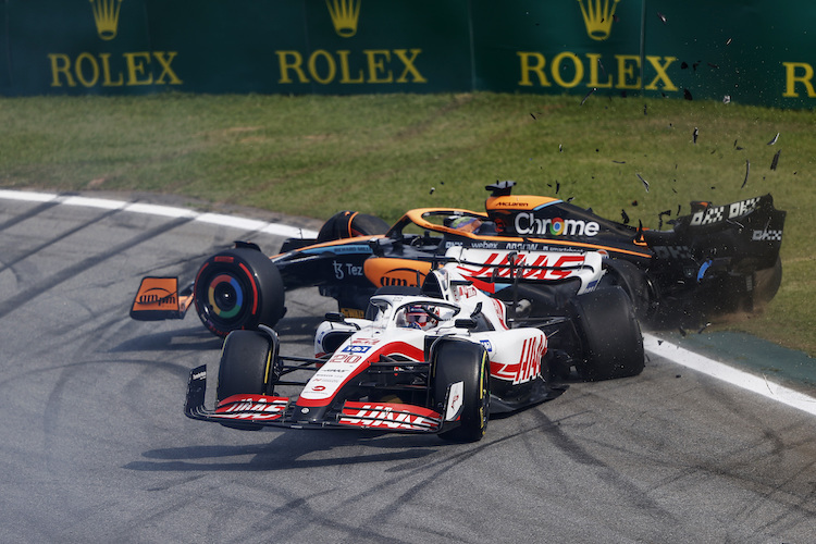 Crash von Daniel Ricciardo und Kevin Magnussen in Brasilien