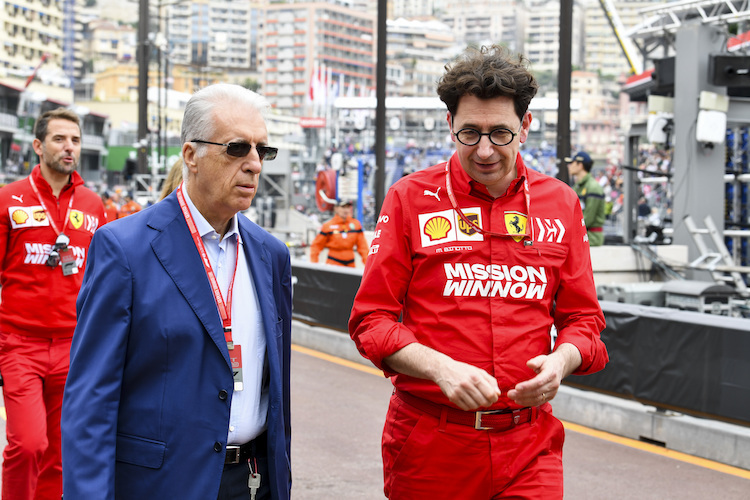 Ferrari-Vizepräsident Piero Ferrari mit Teamchef Mattia Binotto