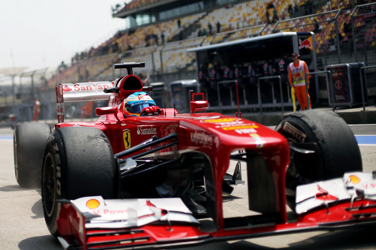 Auch Fernando Alonso bereitet der Reifenabbau Sorgen