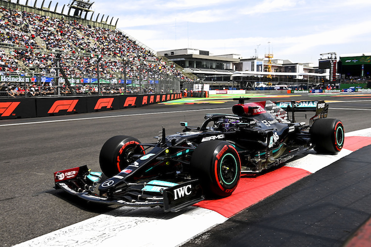 Lewis Hamilton fehlte auf einer schnellen Runde eine halbe Sekunde auf die Bestzeit von Max Verstappen