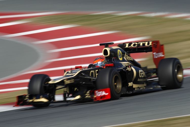 Romain Grosjean (Lotus) lässt es knallen