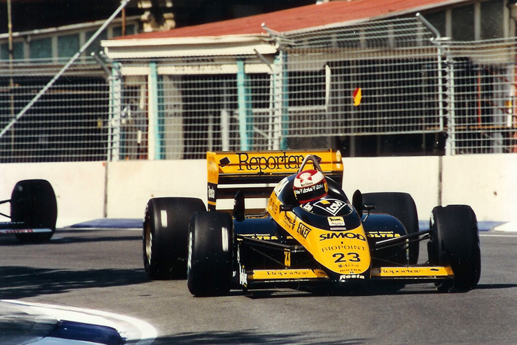 Adrian Campos mit seinem Minardi in Adelaide 1987