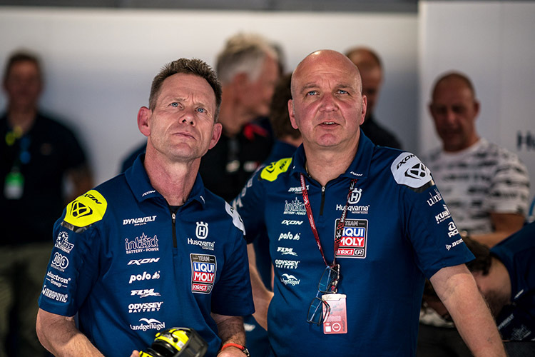 Die Liqui-Moly Teamchefs Peter Öttl (Moto3) und Jürgen Lingg (Moto2)