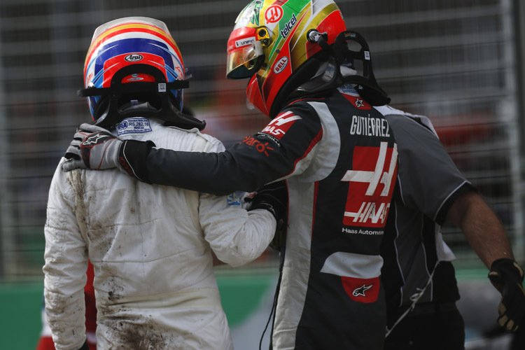 Fernando Alonso und Esteban Gutiérrez blieben zum Glück unversehrt: 