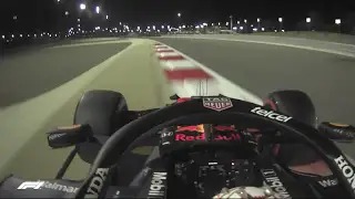 F1 2021 - Max Verstappen testet den RB16B am Bahrain International Circuit